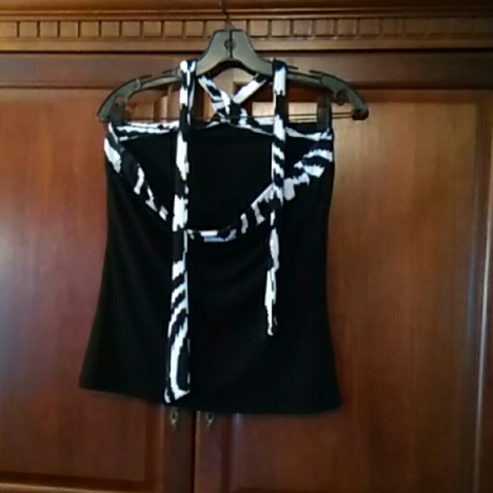 Halter Top - Picture 3 of 5
